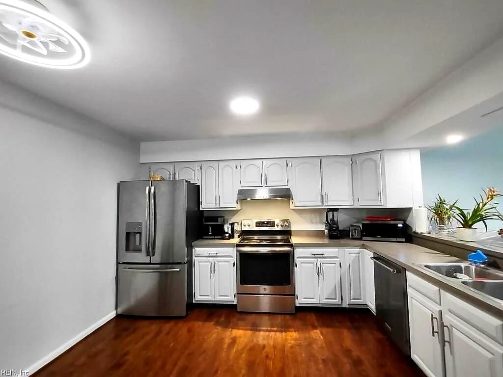 2205 Timberdale CT, VIRGINIA BEACH VA 23456 - Main photo