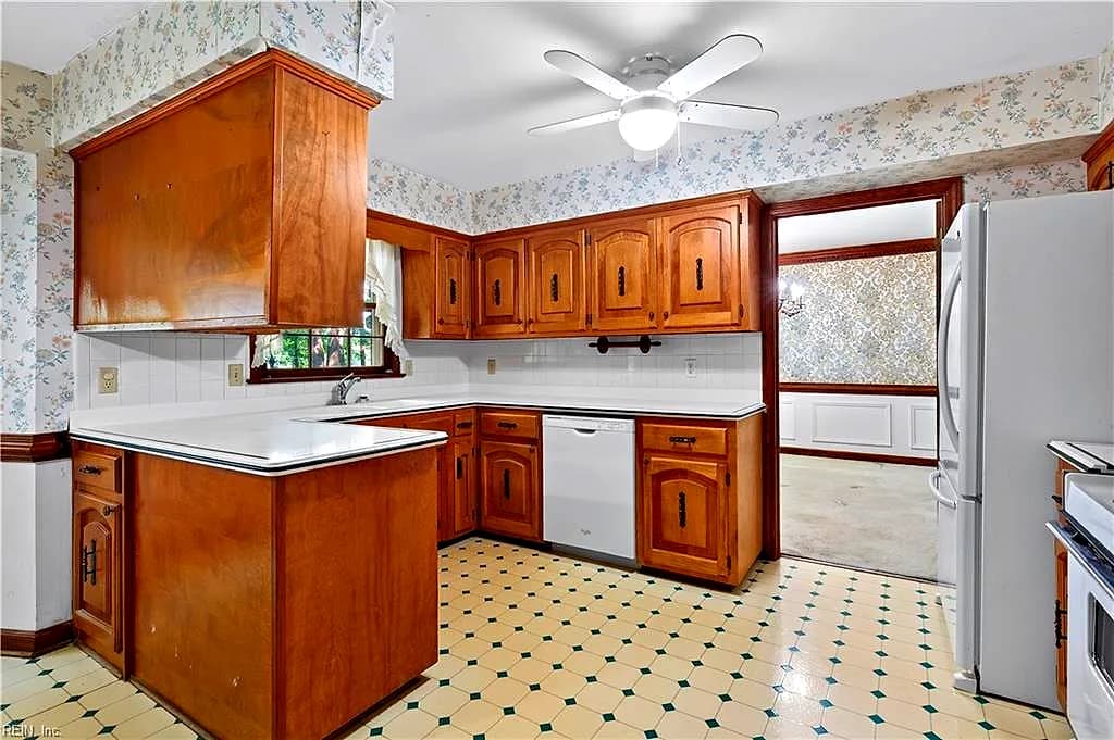 5252 Shenstone CIR, VIRGINIA BEACH VA 23455 thumb 8