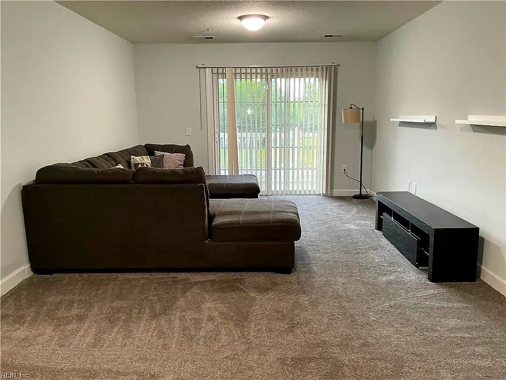 1016 Thoroughgood Way WAY #205, CHESAPEAKE VA 23324 thumb 12