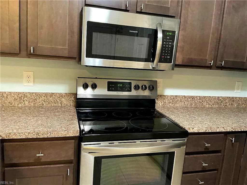1016 Thoroughgood Way WAY #205, CHESAPEAKE VA 23324 thumb 7