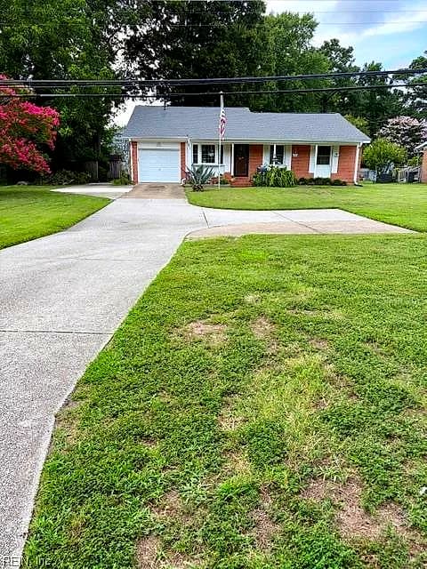 15 Beach RD, HAMPTON VA 23664 - Photo 4