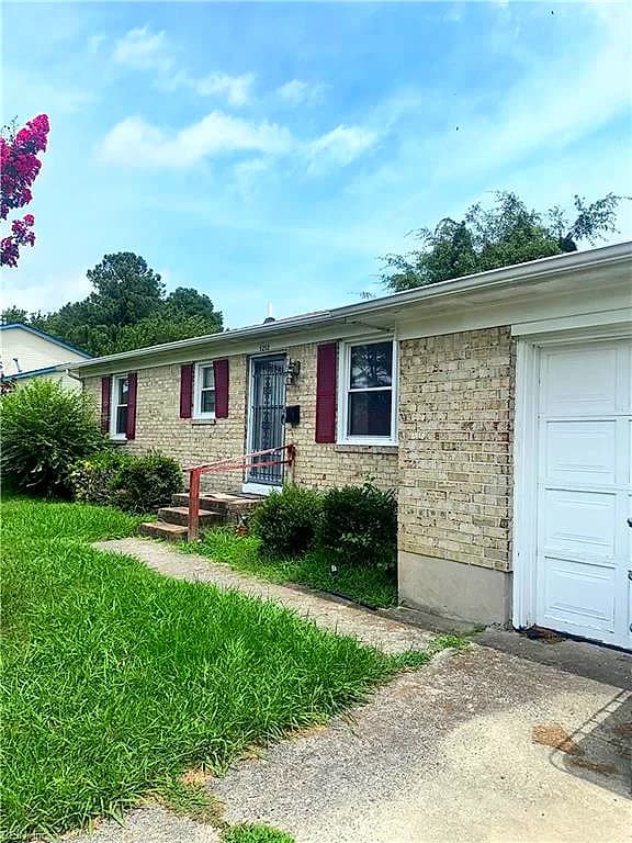 1213 Lakeview CT, CHESAPEAKE VA 23323 - Photo 3