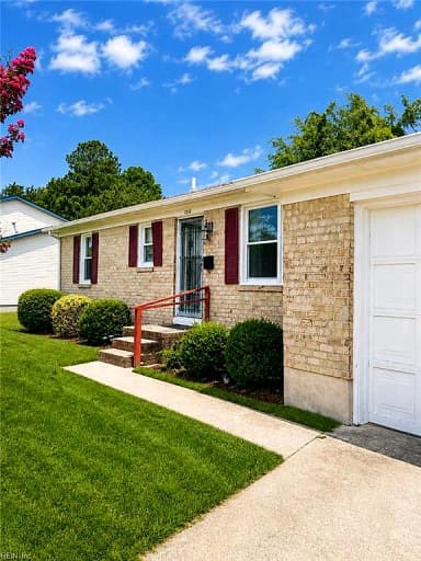 1213 Lakeview CT, CHESAPEAKE VA 23323 thumb 3