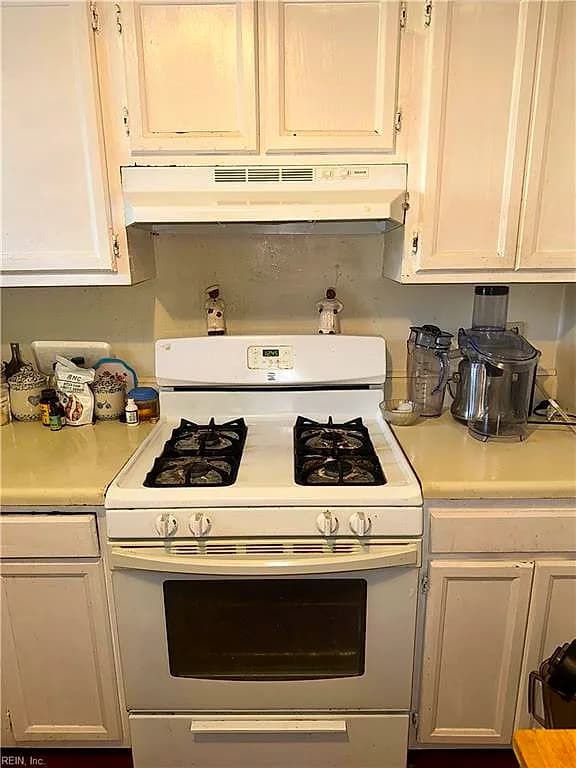 1213 Lakeview CT, CHESAPEAKE VA 23323 thumb 9