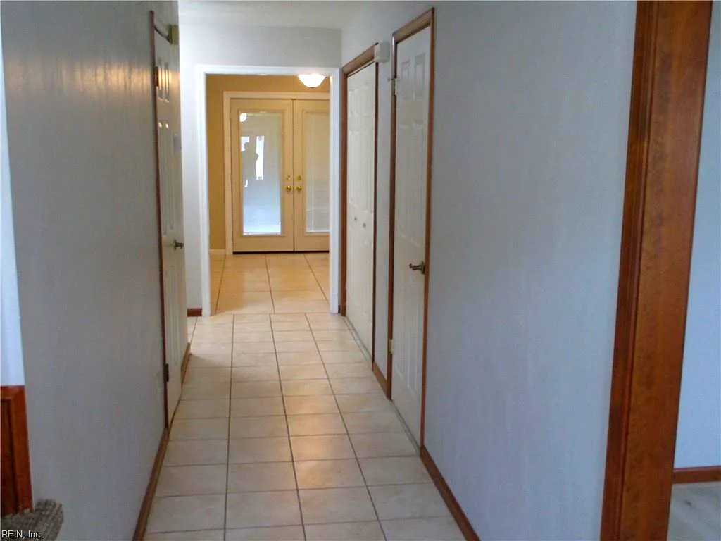 1953 Arlington Arch DR, VIRGINIA BEACH VA 23464 - Photo 4