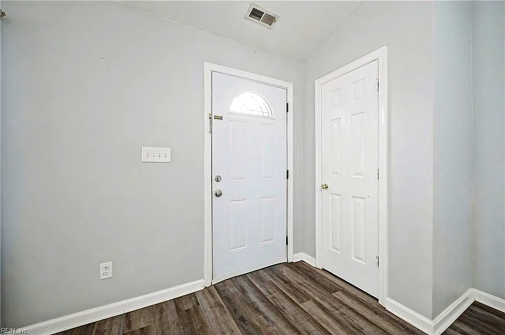 3327 Clover Meadows DR, CHESAPEAKE VA 23321 thumb 12