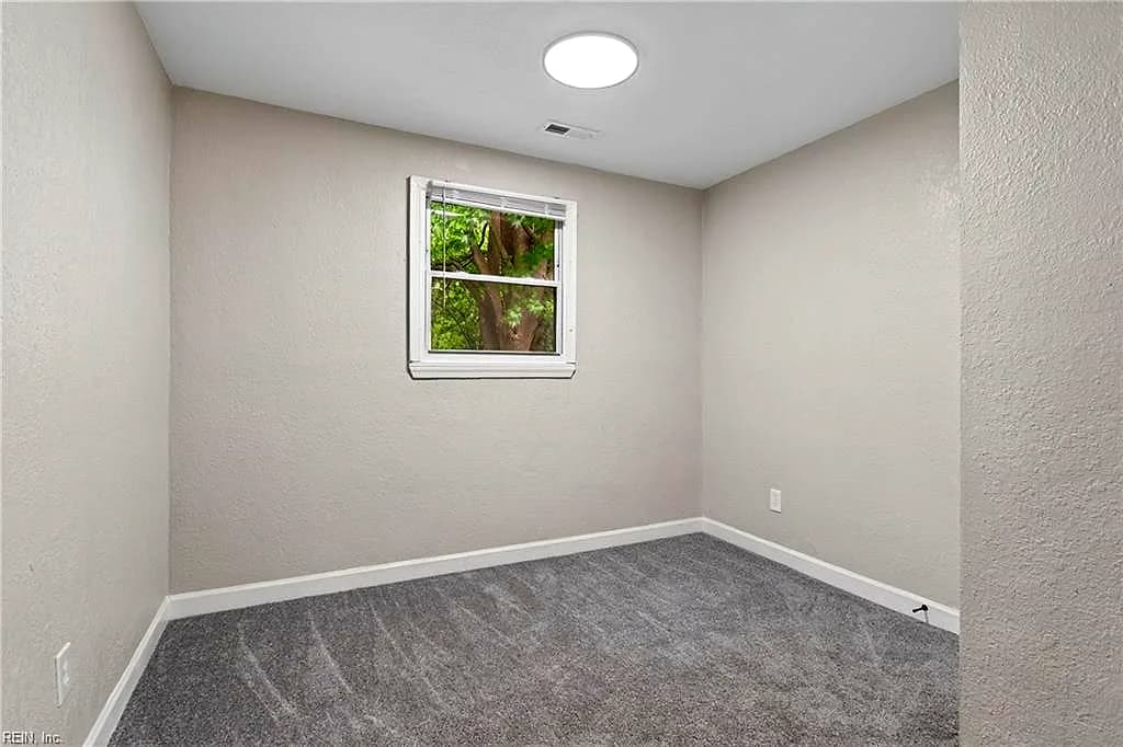 804 Teach ST, HAMPTON VA 23661 thumb 8