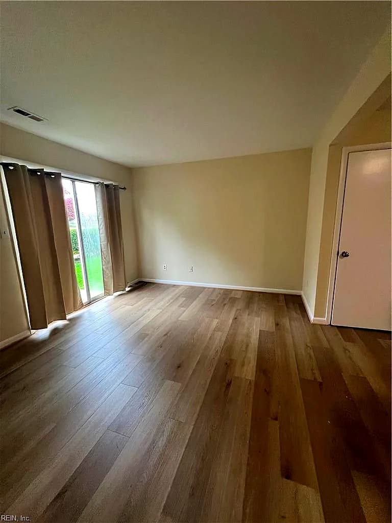 2637 Elliott AVE, PORTSMOUTH VA 23702 thumb 6