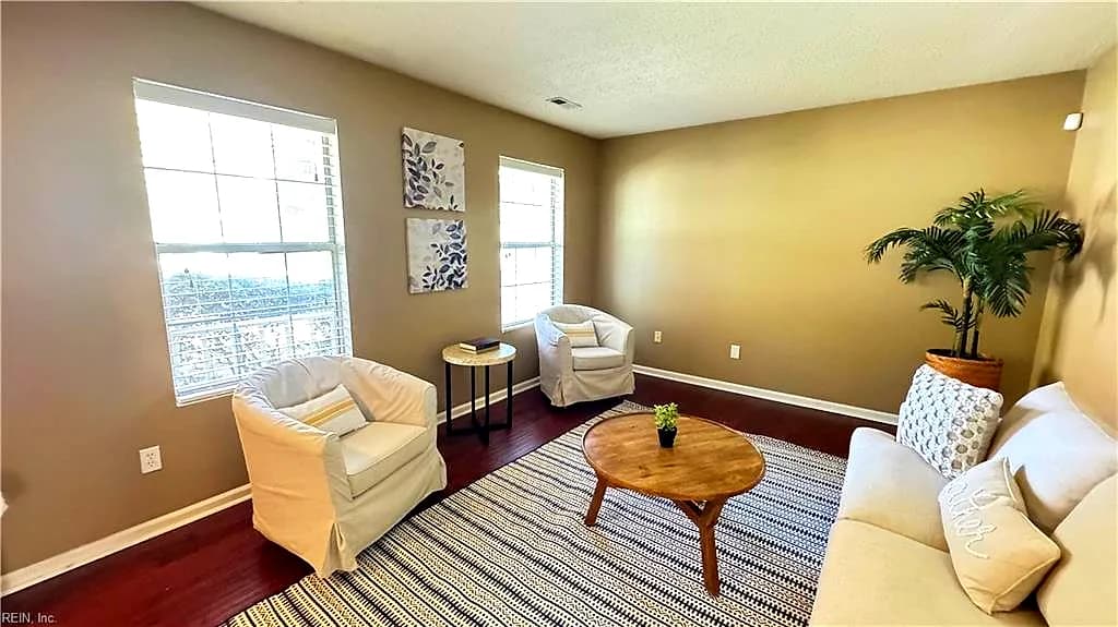 103 Summerglen RDG, NEWPORT NEWS VA 23602 - Photo 5