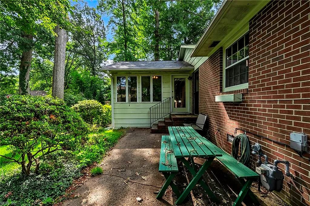 187 Corinthia DR, NEWPORT NEWS VA 23608 thumb 9