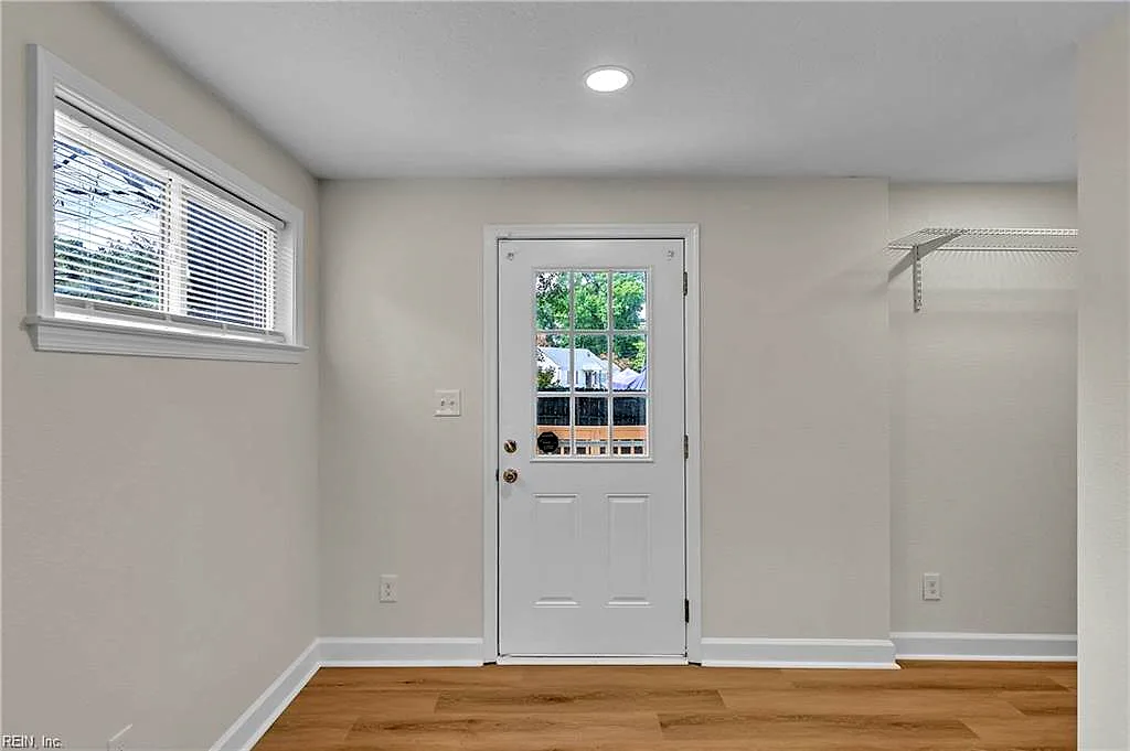 543 Draper DR, NORFOLK VA 23505 thumb 10