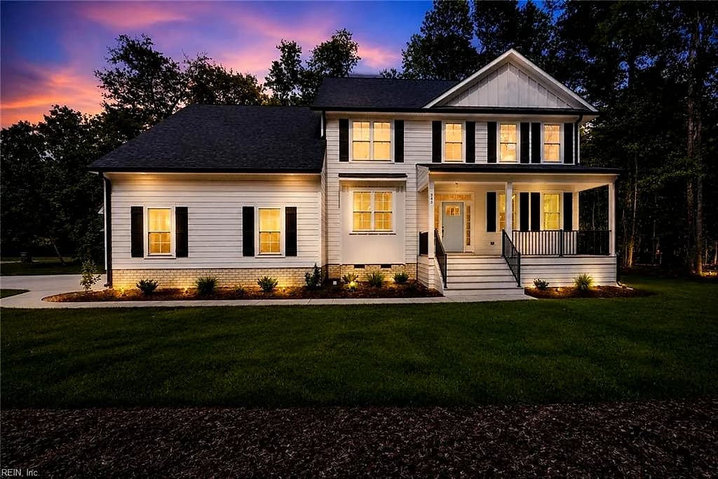 940 Dare RD, YORKTOWN VA 23692 - Photo 3