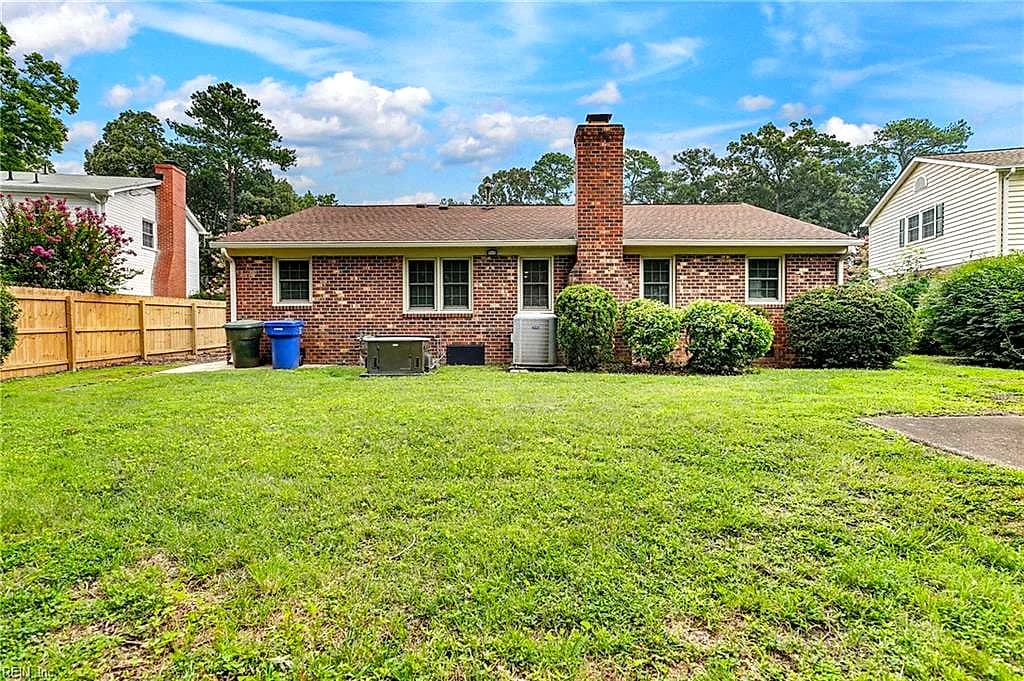 141 Moline DR, NEWPORT NEWS VA 23606 - Photo 4