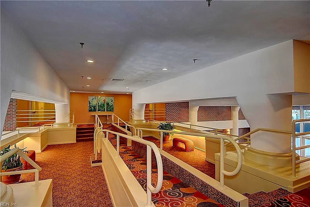 215 Brooke AVE #411, NORFOLK VA 23510 thumb 8