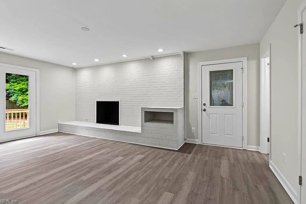 404 Ella Taylor RD, YORKTOWN VA 23692 thumb 12