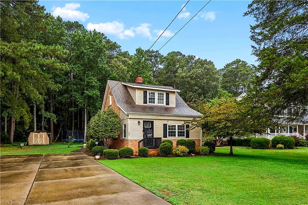 225 Hunts Neck RD, POQUOSON VA 23662 - Photo 3