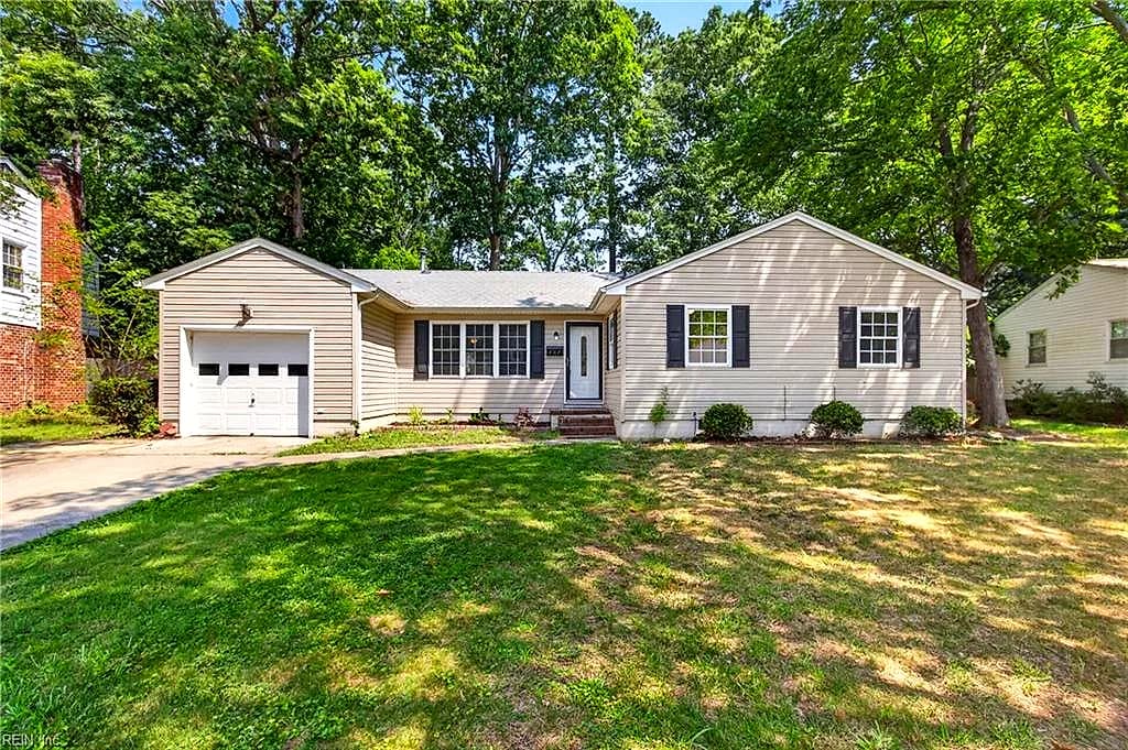 717 Keppel DR, NEWPORT NEWS VA 23608 - Main photo