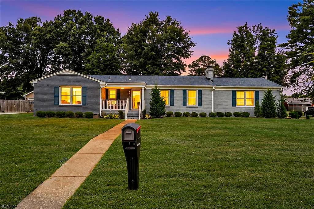 5800 Barberry LN, PORTSMOUTH VA 23703 - Main photo