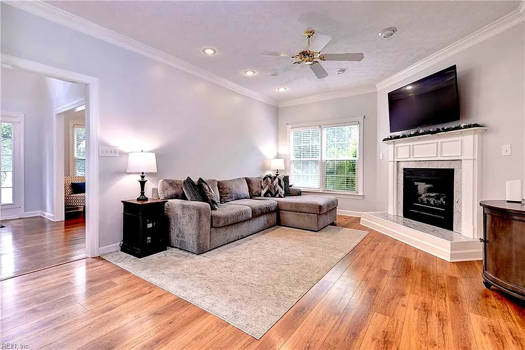100 E Wedgwood DR, YORKTOWN VA 23693 thumb 10