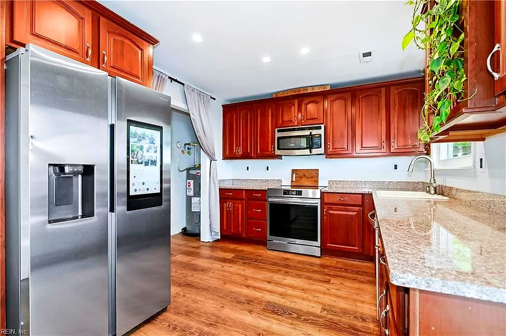 1516 Newport CIR, VIRGINIA BEACH VA 23453 thumb 9