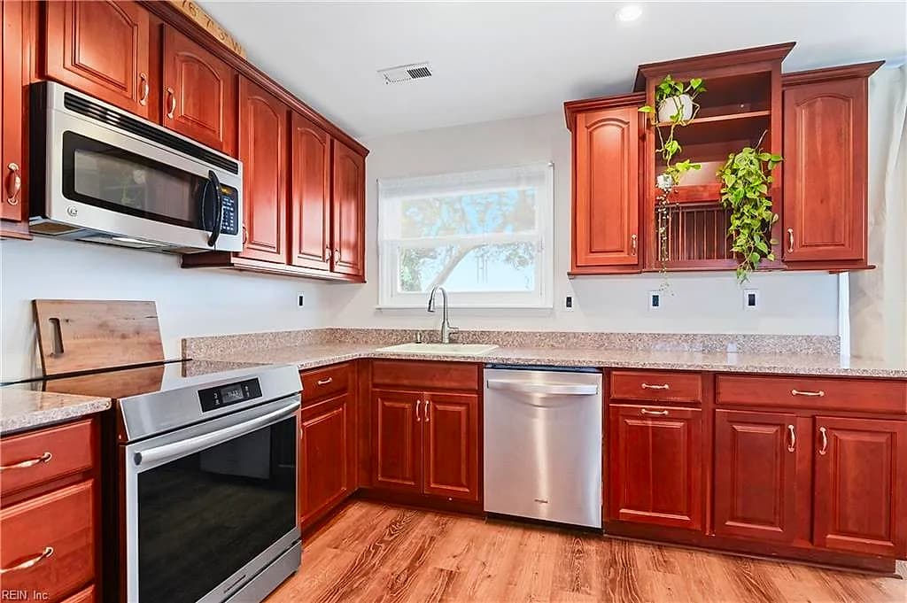 1516 Newport CIR, VIRGINIA BEACH VA 23453 thumb 10