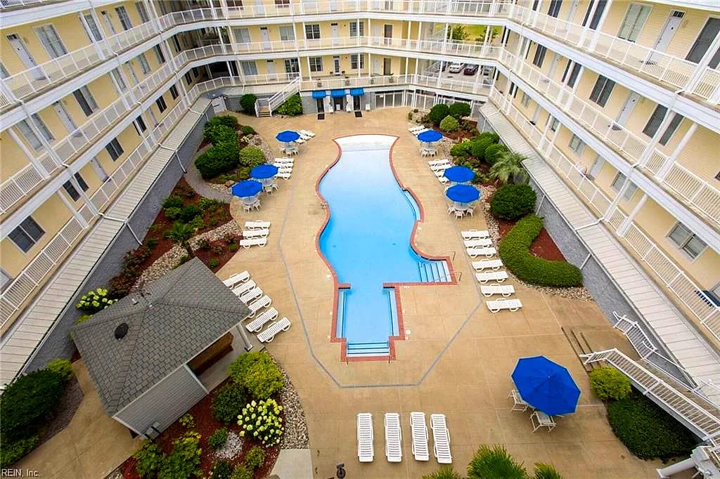 204 Sandbridge RD #402, VIRGINIA BEACH VA 23456 - Photo 3