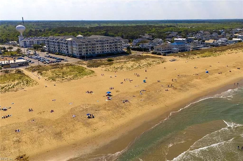 204 Sandbridge RD #402, VIRGINIA BEACH VA 23456 - Photo 4