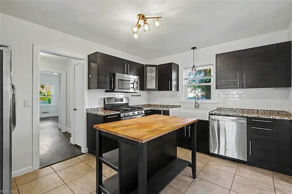 28 N Greenfield AVE, HAMPTON VA 23666 thumb 12