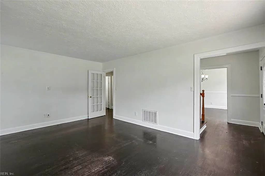 28 N Greenfield AVE, HAMPTON VA 23666 thumb 7