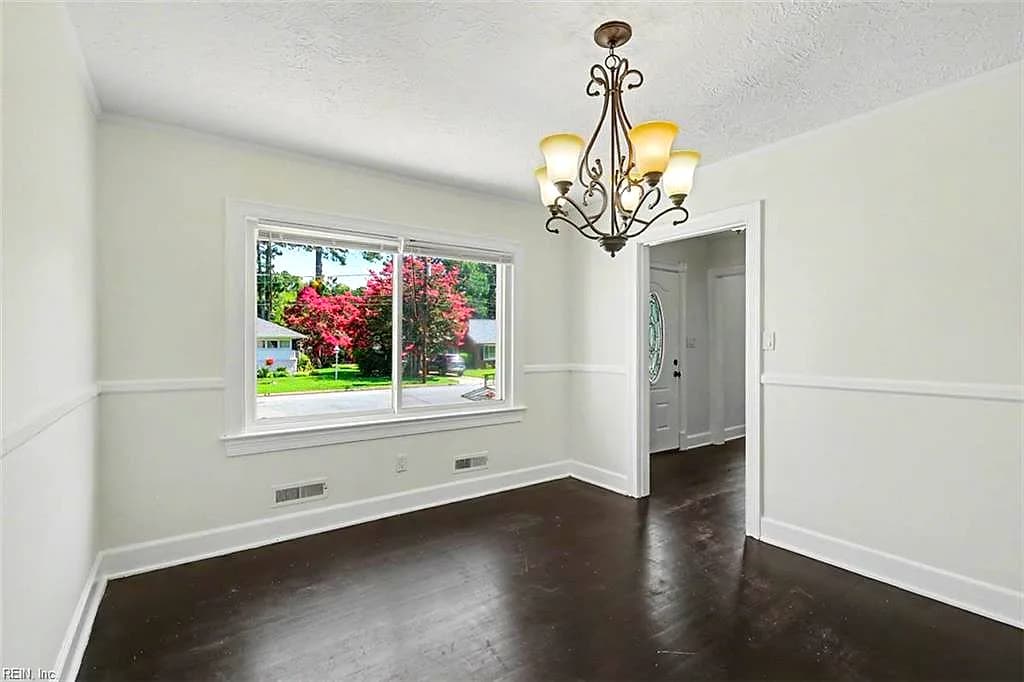 28 N Greenfield AVE, HAMPTON VA 23666 thumb 10