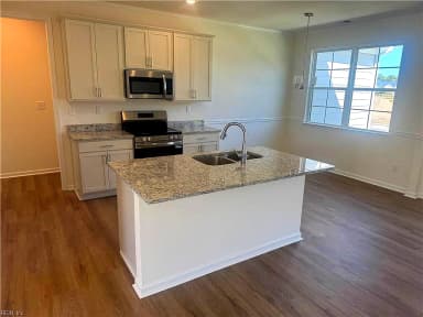 2207 Hampton Roads PW, CHESAPEAKE VA 23321 thumb 7
