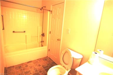1641 Orchard Grove DR, CHESAPEAKE VA 23320 thumb 9