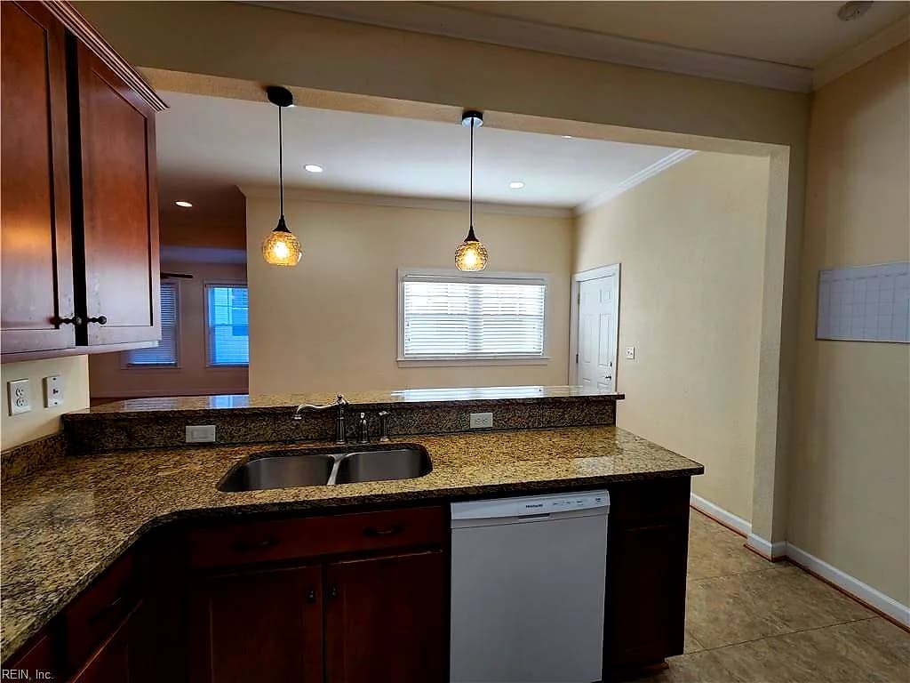 710 W 36th ST, NORFOLK VA 23508 thumb 11