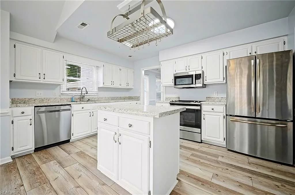 809 Bishop CT, NEWPORT NEWS VA 23602 thumb 11