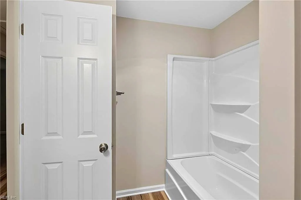 300 Fuller ST, SUFFOLK VA 23434 thumb 12