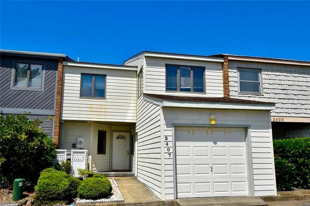 2407 Whaler CT, VIRGINIA BEACH VA 23451 - Photo 2