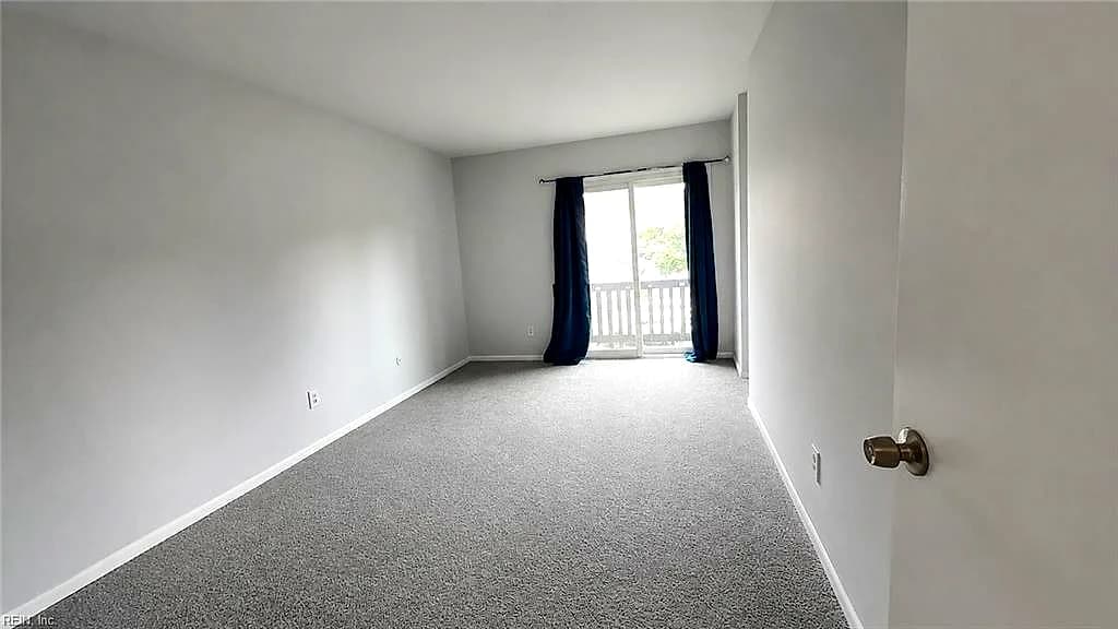 1379 E Tanners Creek DR, NORFOLK VA 23513 thumb 9