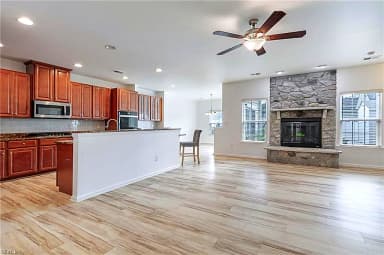 510 Loggerhead DR, NEWPORT NEWS VA 23601 thumb 4