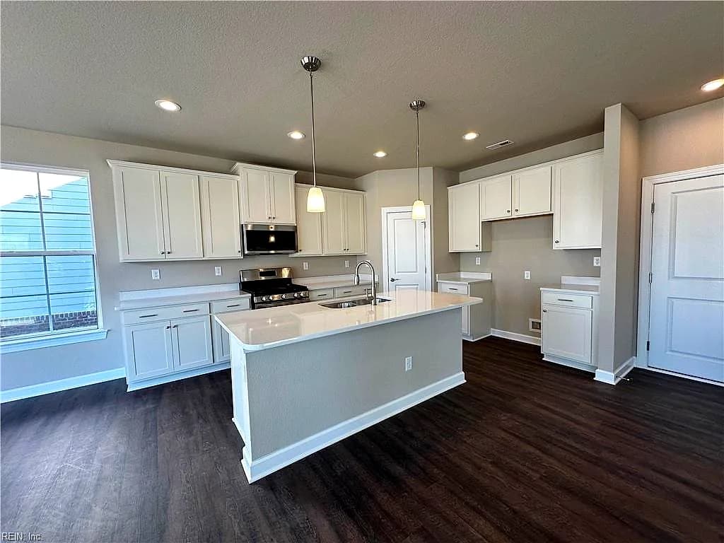 334 Station DR, SUFFOLK VA 23434 - Photo 5