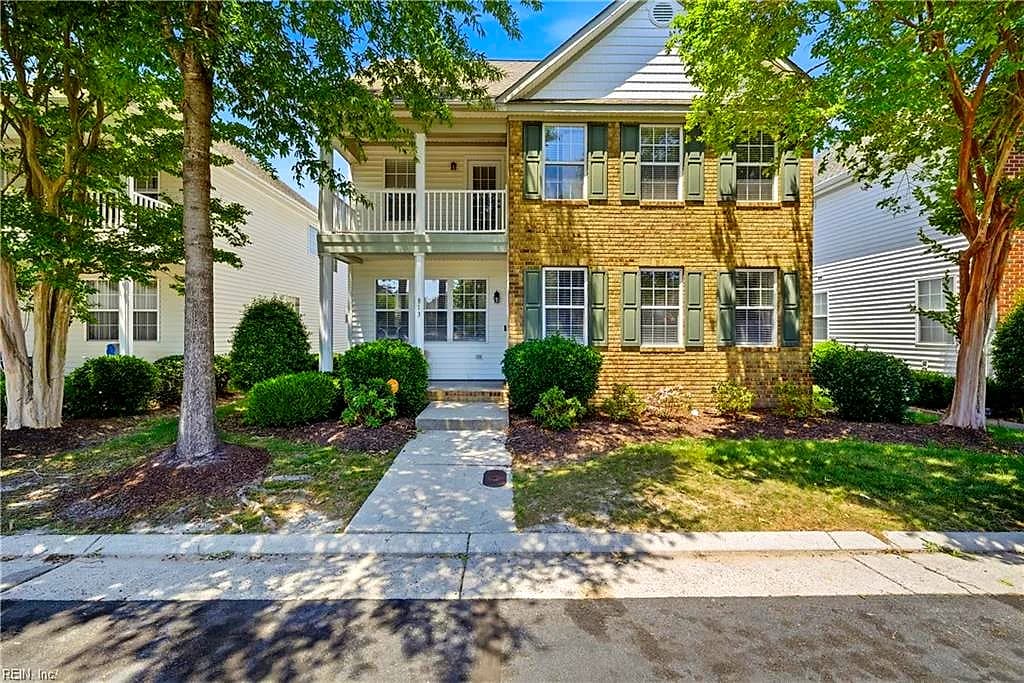 813 Brittlebank DR, VIRGINIA BEACH VA 23462 - Main photo