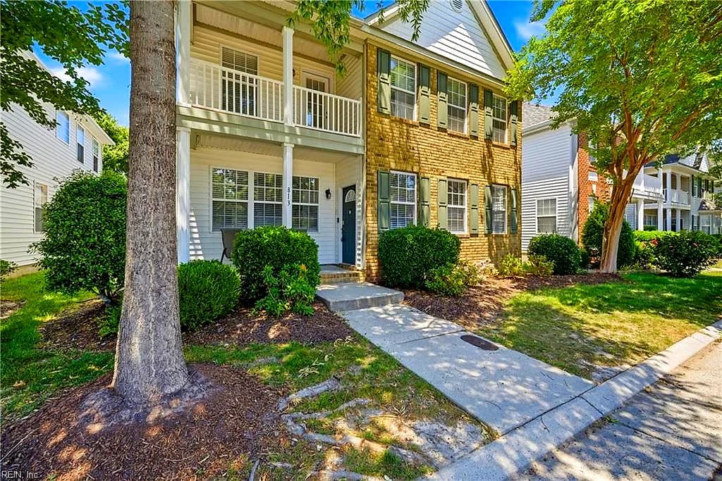 813 Brittlebank DR, VIRGINIA BEACH VA 23462 - Photo 3