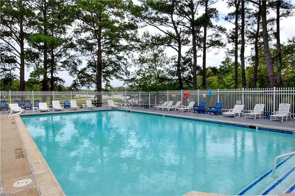 2503 Cove Point PL, VIRGINIA BEACH VA 23454 - Photo 5