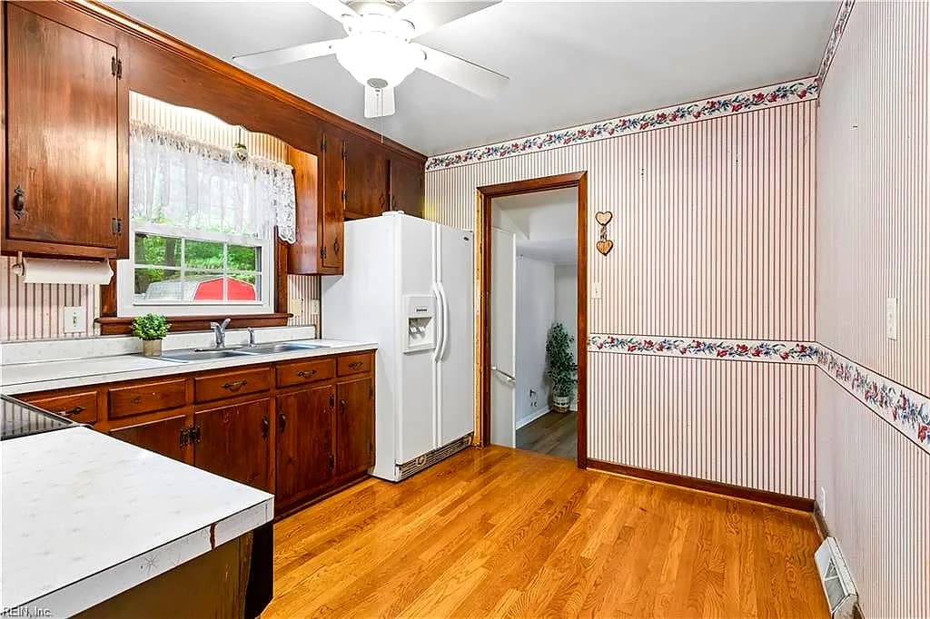 214 Greenland DR, YORKTOWN VA 23693 thumb 10