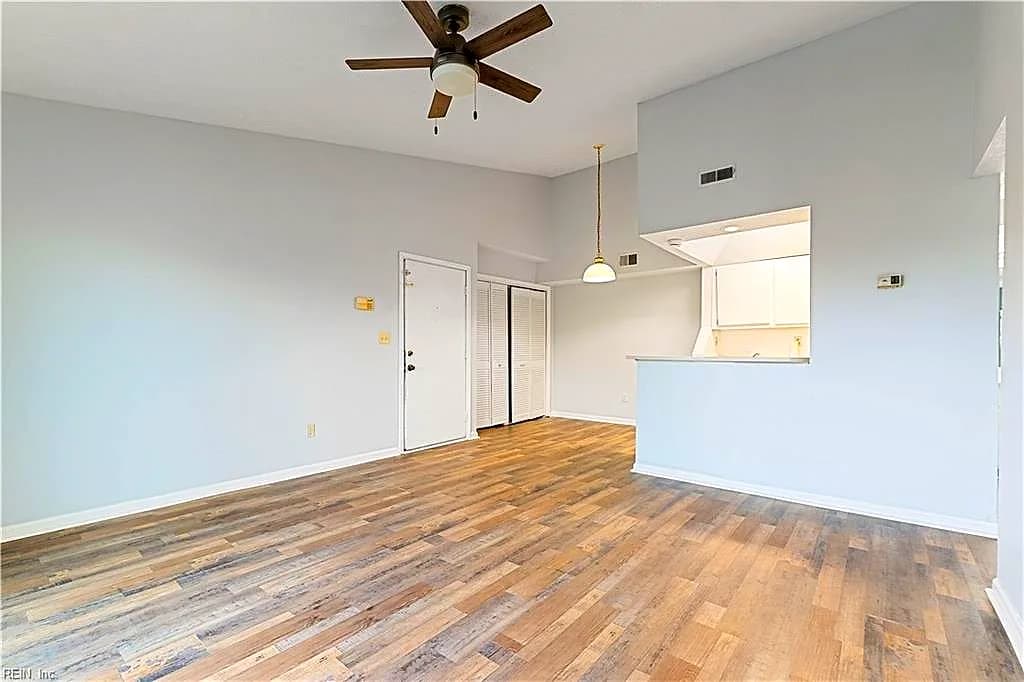 19 Haverford CT, HAMPTON VA 23666 - Photo 5