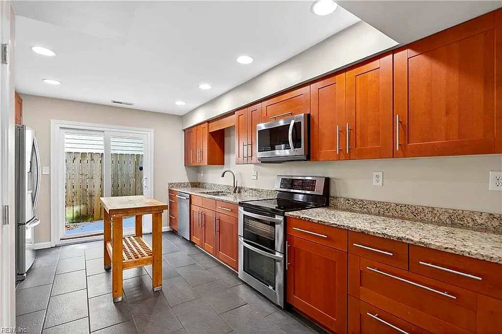 5677 Rushmere DR, VIRGINIA BEACH VA 23464 thumb 11