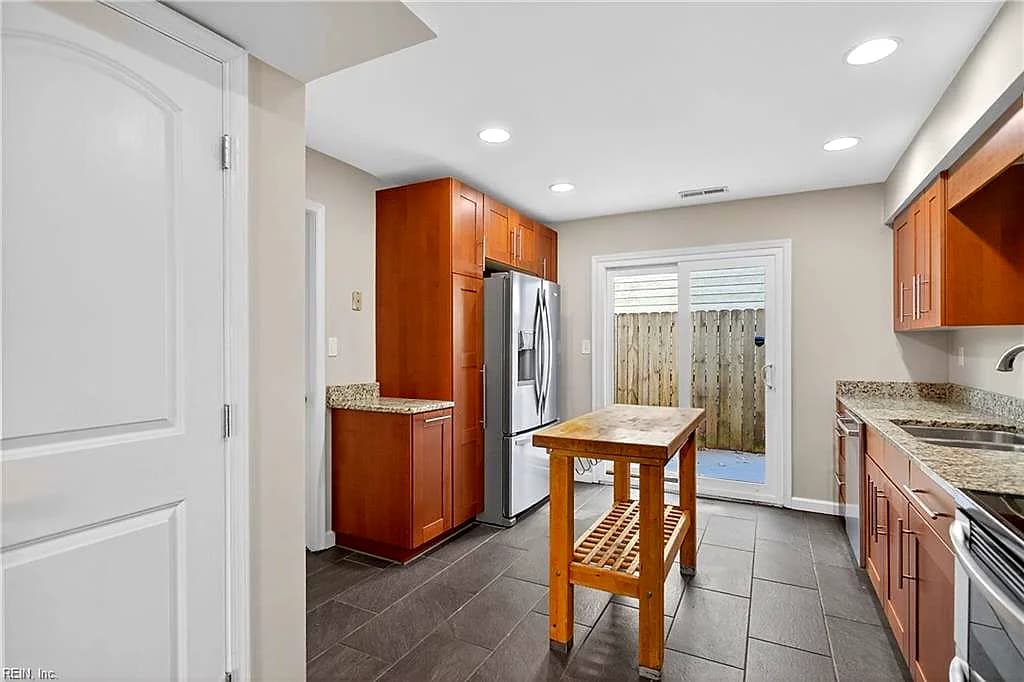 5677 Rushmere DR, VIRGINIA BEACH VA 23464 thumb 12
