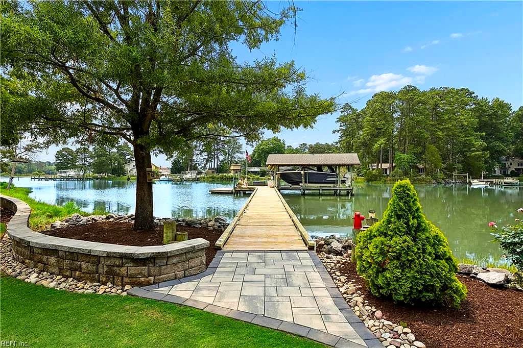 302 Dawson DR, SEAFORD VA 23696 thumb 12