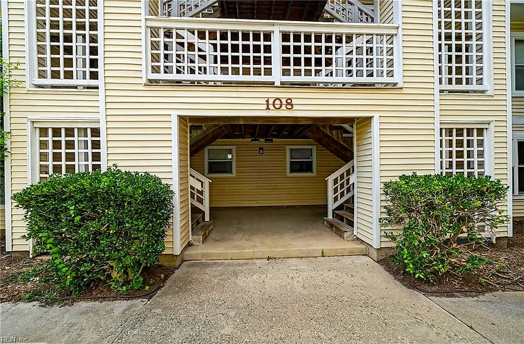 108 Lantana LN #22, HAMPTON VA 23669 - Photo 4