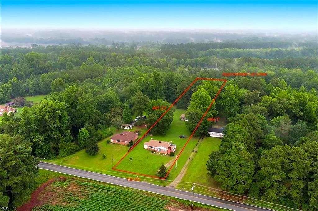 27443 Pretlow RD, FRANKLIN VA 23851 - Photo 4