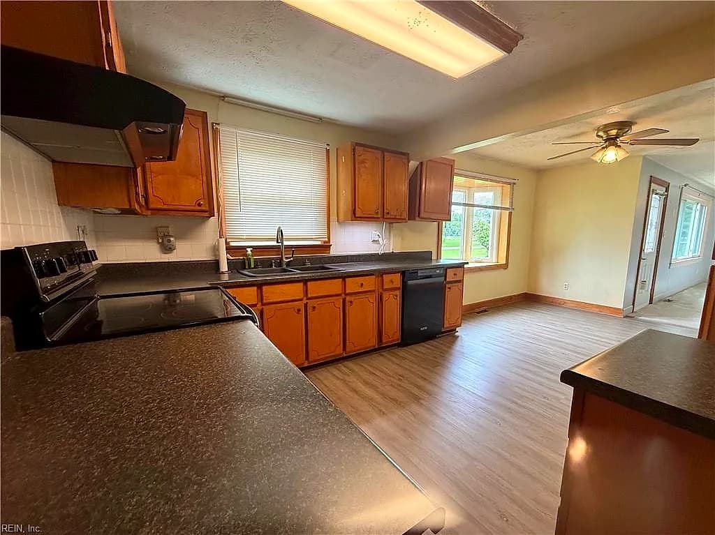 27443 Pretlow RD, FRANKLIN VA 23851 thumb 9